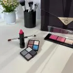 Neceser aterciopelado edición limitada gris