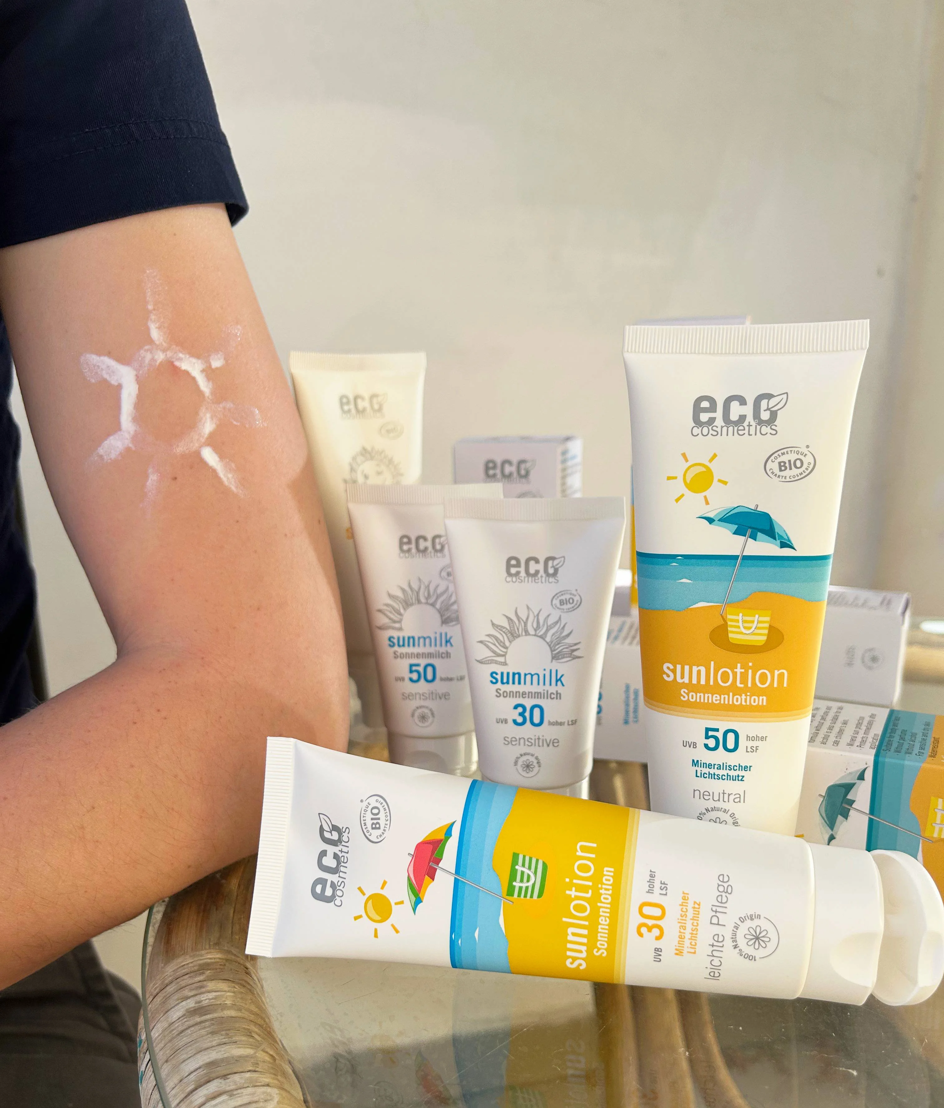 Eco Cosmetics Fluido solar infantil SPF 50+ BIO (100 ml) - con filtro mineral natural