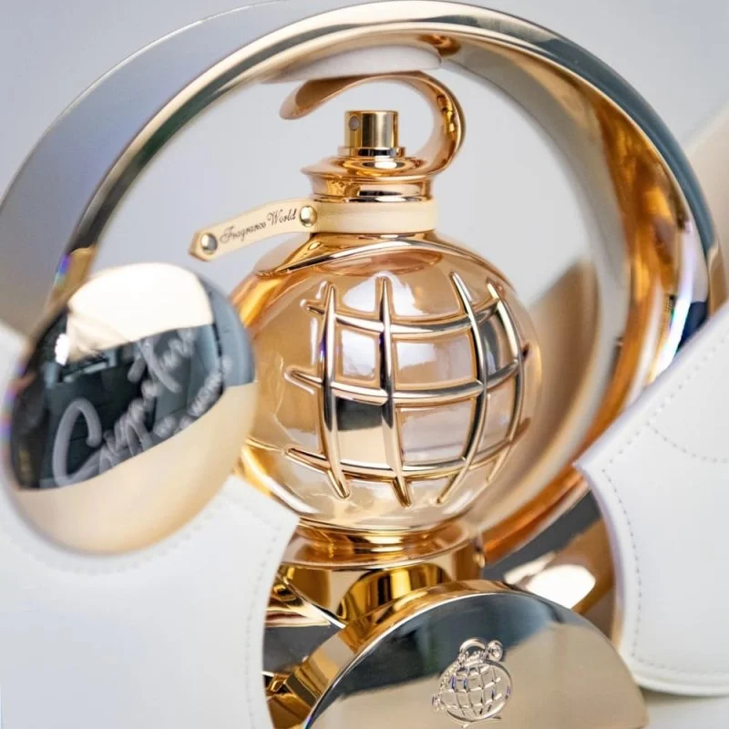 Signature White U agua de perfume 100 ml