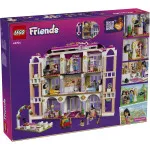 Friends 42704 Grand Hotel en la Ciudad de Heartlake