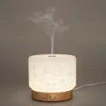Innobiz Difusor ultrasónico y humidificador Lisalia Wave - ideal para conciliar el sueño, 4 programas