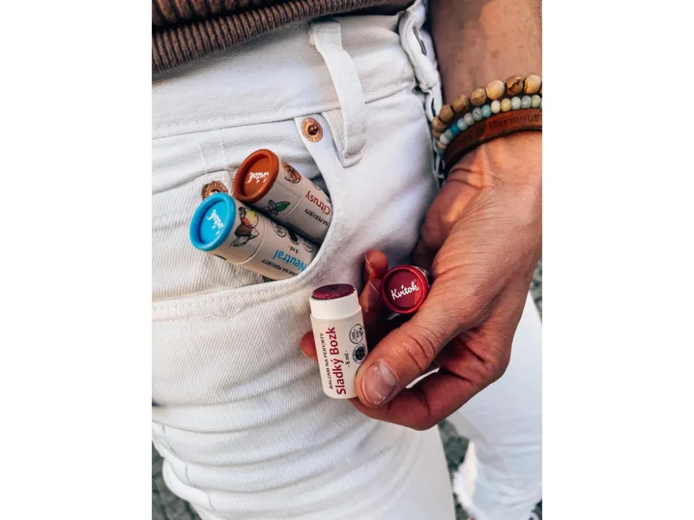Kvitok Bálsamo labial de cítricos frescos (8 ml): proporciona una suave sensación de frescor