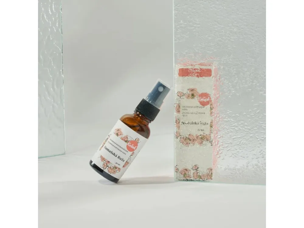 Kvitok Agua floral con spray - Rosa de Damasco BIO (30 ml) - uso universal