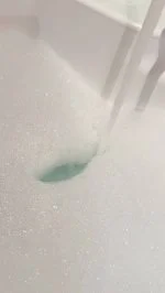 Kvitok Espuma de baño mágica Costa Azul 60 g - hace mucha espuma
