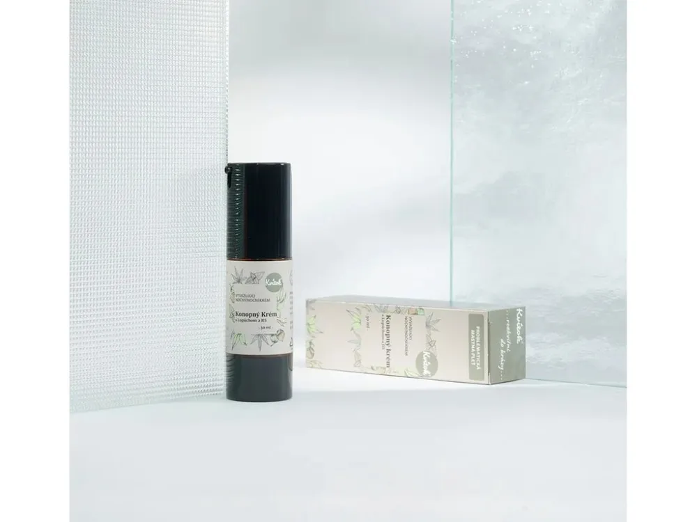 Kvitok Crema de noche de cáñamo para pieles grasas (30 ml) - elimina el acné