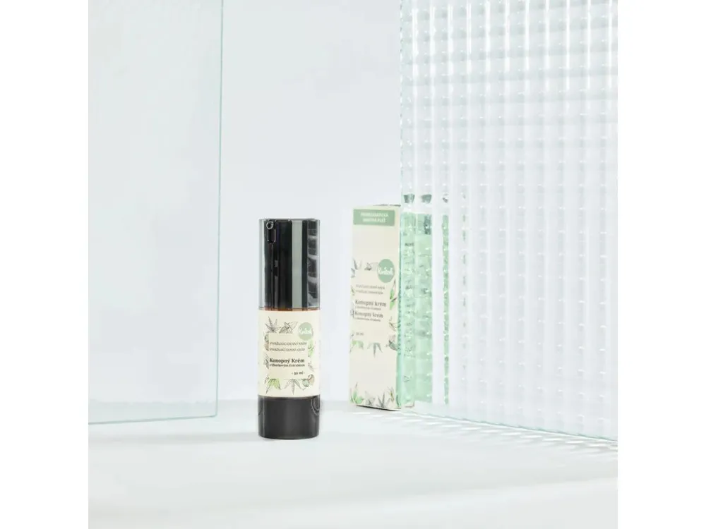 Kvitok Crema de noche de cáñamo para pieles grasas (30 ml) - elimina el acné