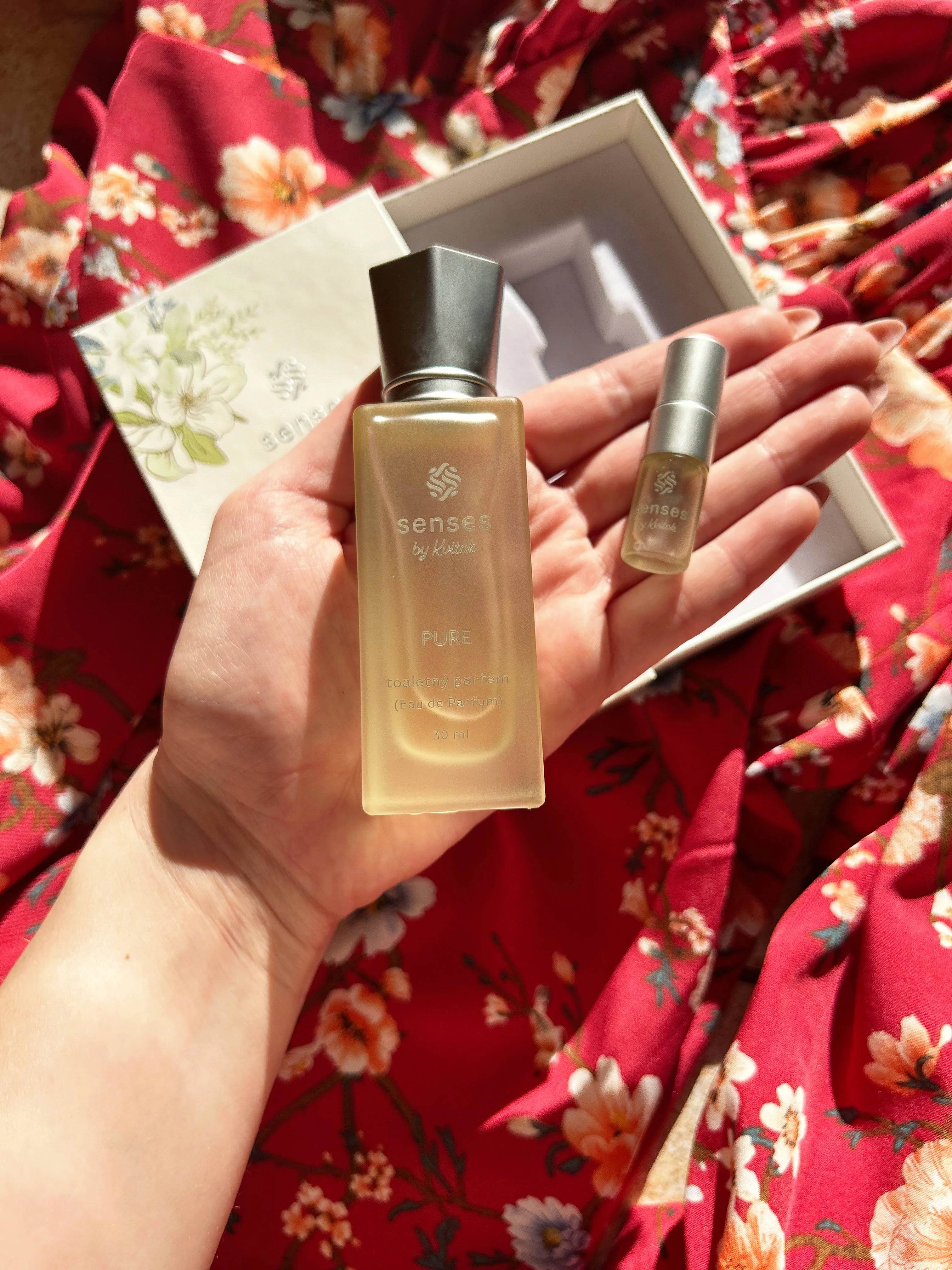 Kvitok Senses Perfume Pure - muestra (2 ml) - fragancia floral de jazmín