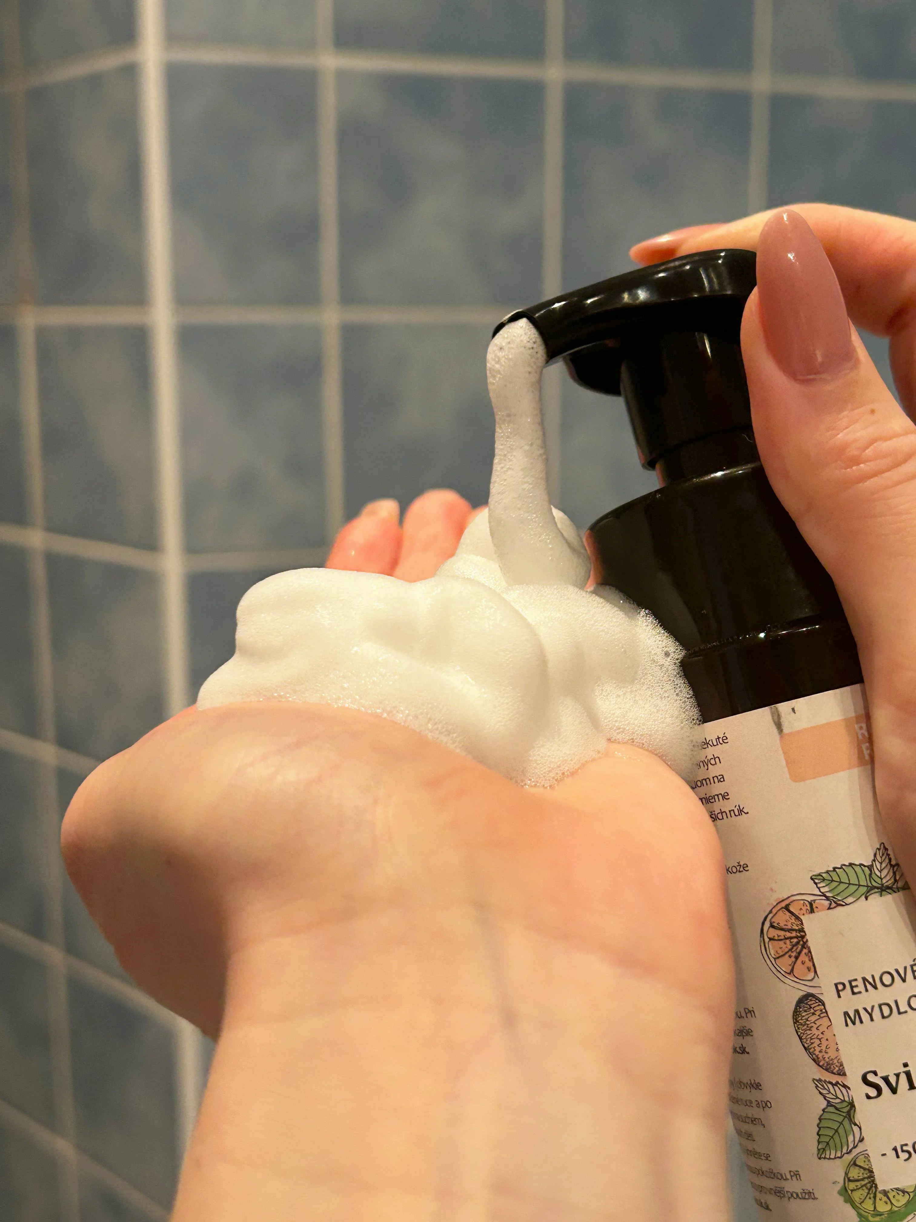 Kvitok Jabón líquido espumoso Cítricos frescos (150 ml) - con una hermosa fragancia fresca