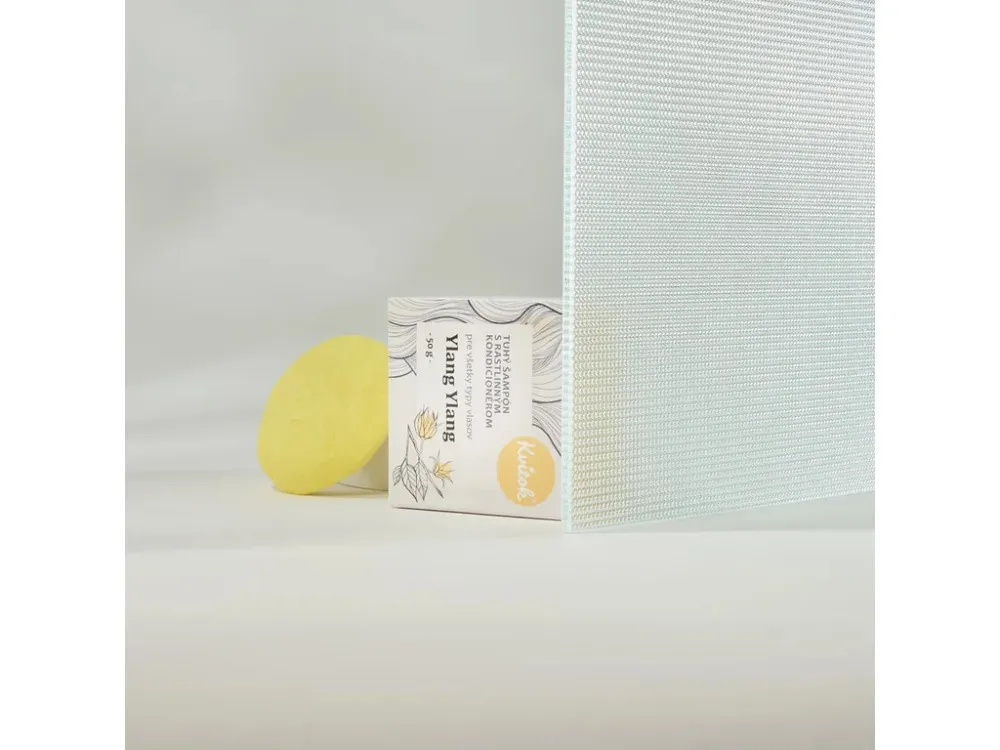 Kvitok Champú con acondicionador para cabellos ligeros Ylang Ylang (25 g) - espuma de gran calidad