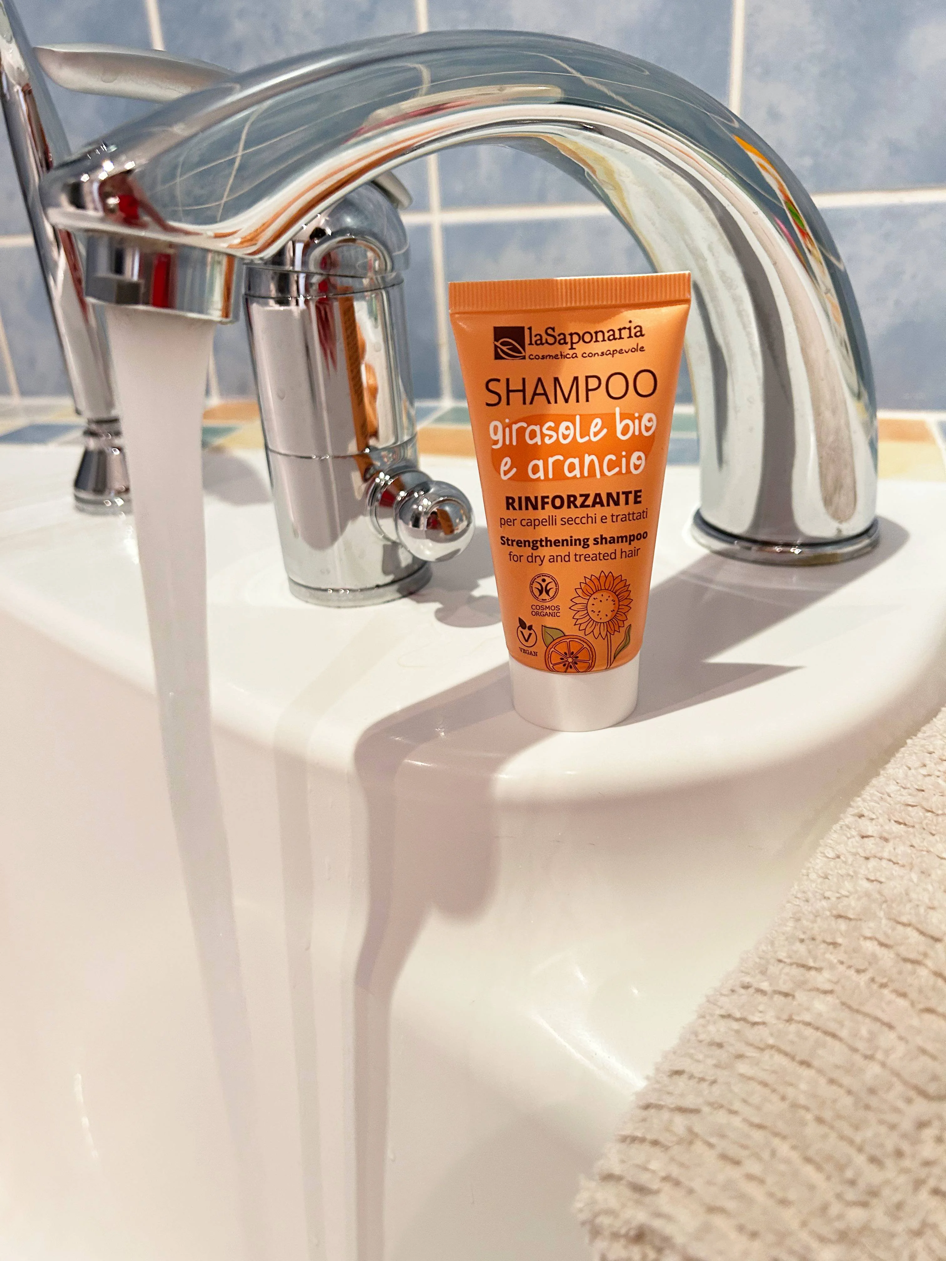 laSaponaria Champú con girasol y naranja dulce BIO 30 ml