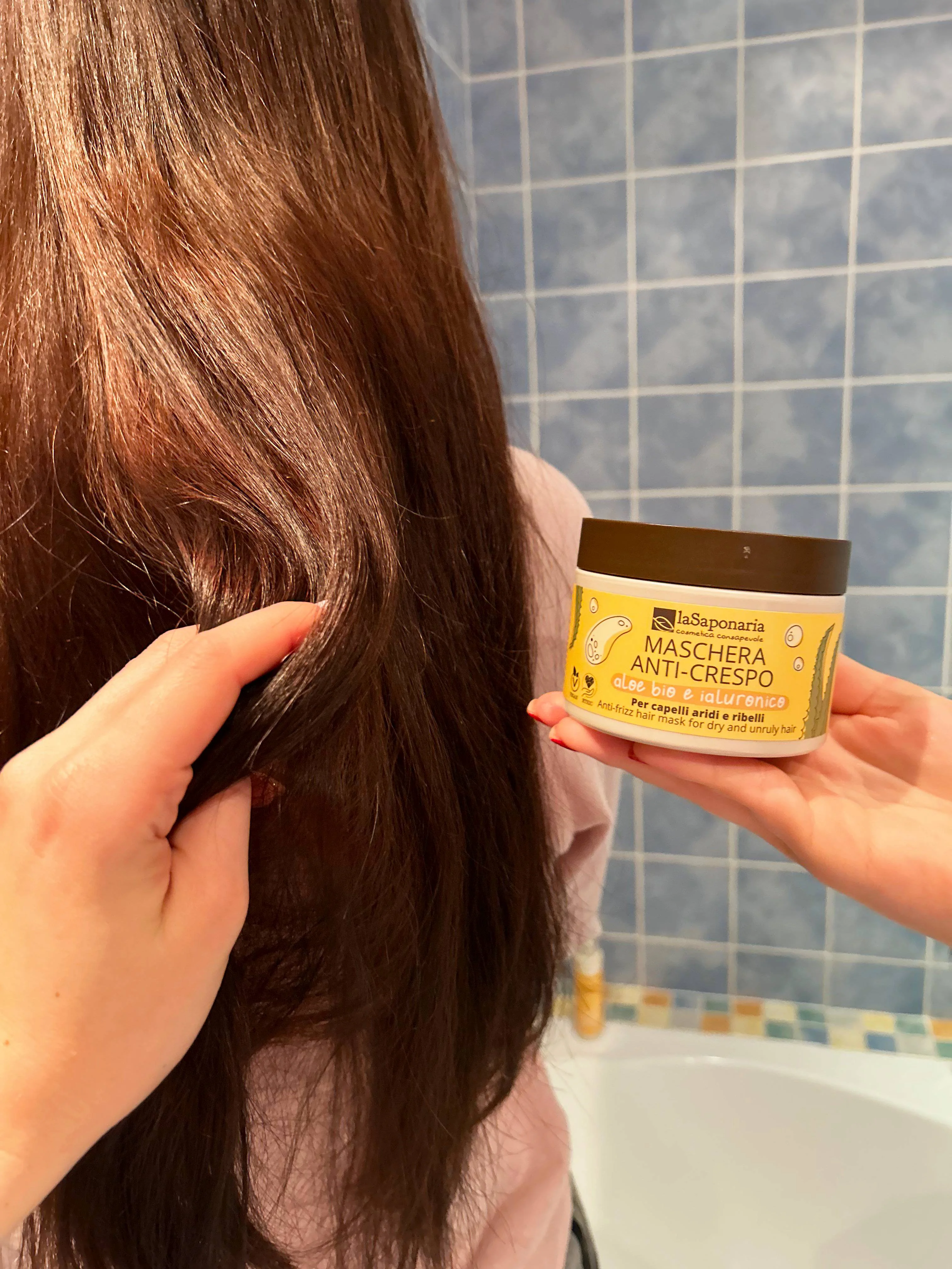 laSaponaria Mascarilla antiencrespamiento con aloe vera y ácido hialurónico (200 ml) - ayuda para el cabello deshidratado