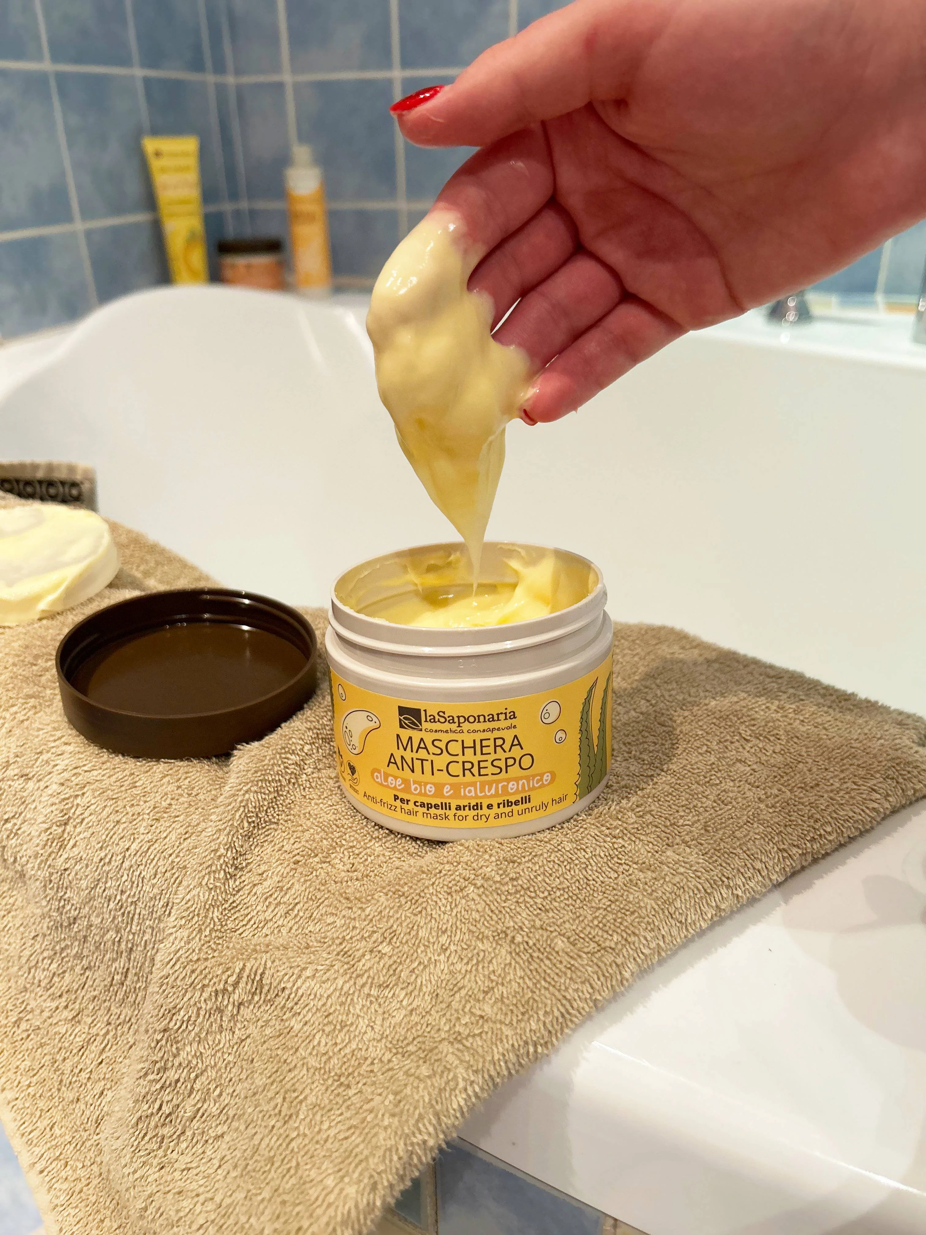 laSaponaria Mascarilla antiencrespamiento con aloe vera y ácido hialurónico (200 ml) - ayuda para el cabello deshidratado
