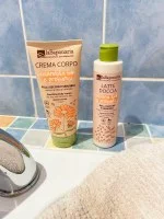 laSaponaria Crema corporal con caléndula BIO y prebióticos para piel sensible (200 ml) - nutre, calma e hidrata