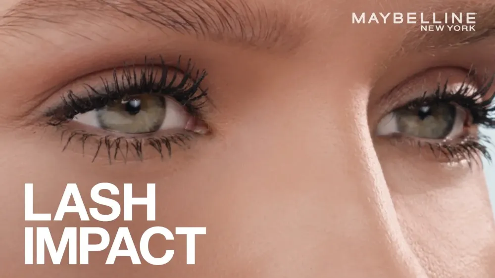 Lash Sensational Sky High Máscara de pestañas resistente al agua (01 Very Black) 6 ml