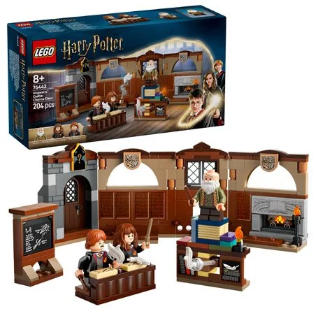 Harry Potter™ 76442 Castillo de Hogwarts: Clase de Encantamientos