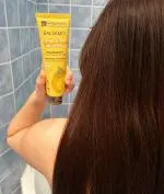 laSaponaria Acondicionador ligero para el volumen del cabello con limón y ácido hialurónico 150 ml
