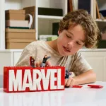 Marvel 76313 Logotipo de MARVEL y minifiguras