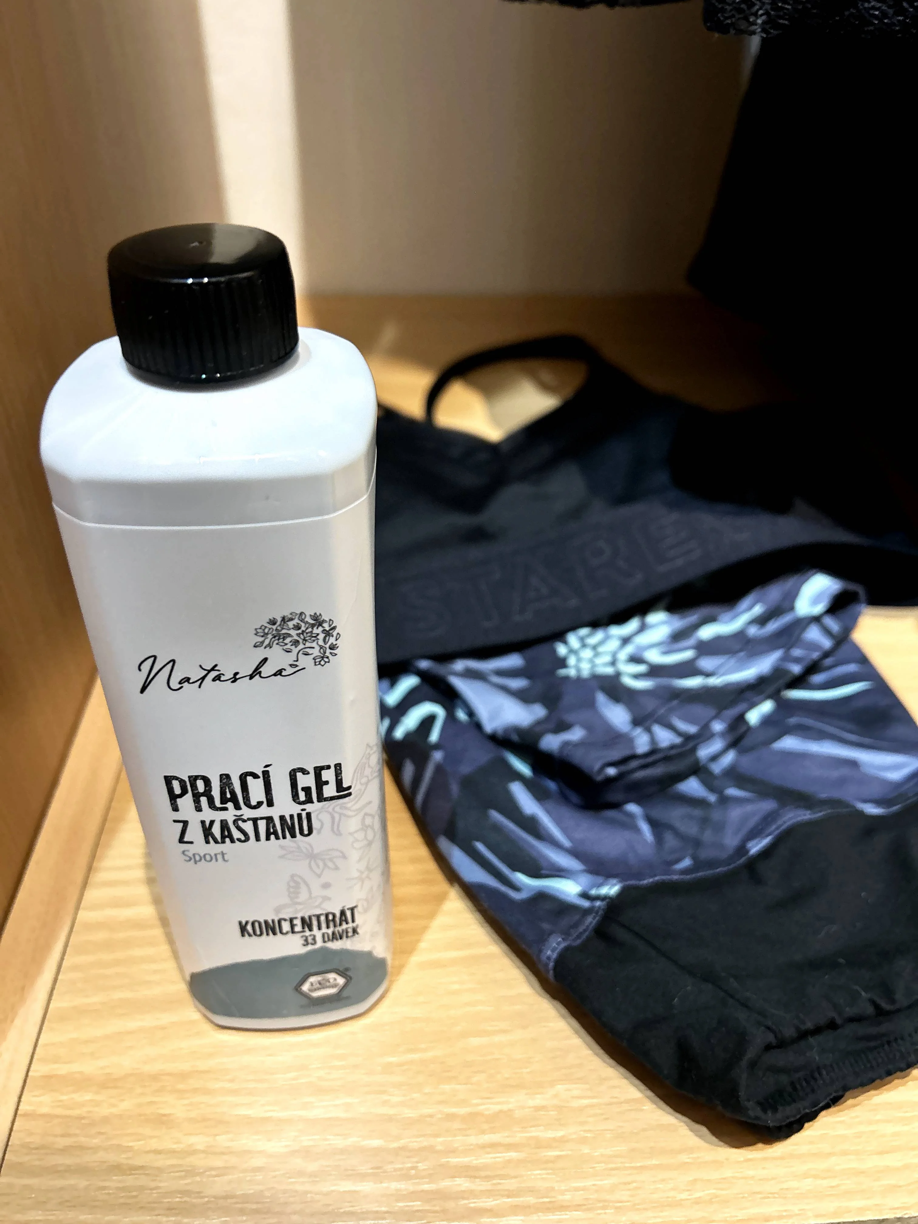 Natasha Gel de lavado de castañas Sport - concentrado 500 ml - 33 dosis de lavado en 500 ml