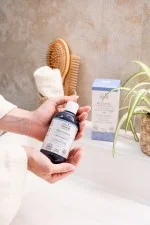 Officina Naturae Acondicionador para cuero cabelludo muy sensible Ultra Delicato (250 ml) - apto también para personas con SQM