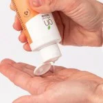 Officina Naturae Gel de ducha y champú para después del sol (150 ml) - con aroma de vainilla y coco