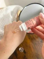 SO’BiO étic Sérum iluminador antiarrugas Lift'Grenade BIO (30 ml) - con granada