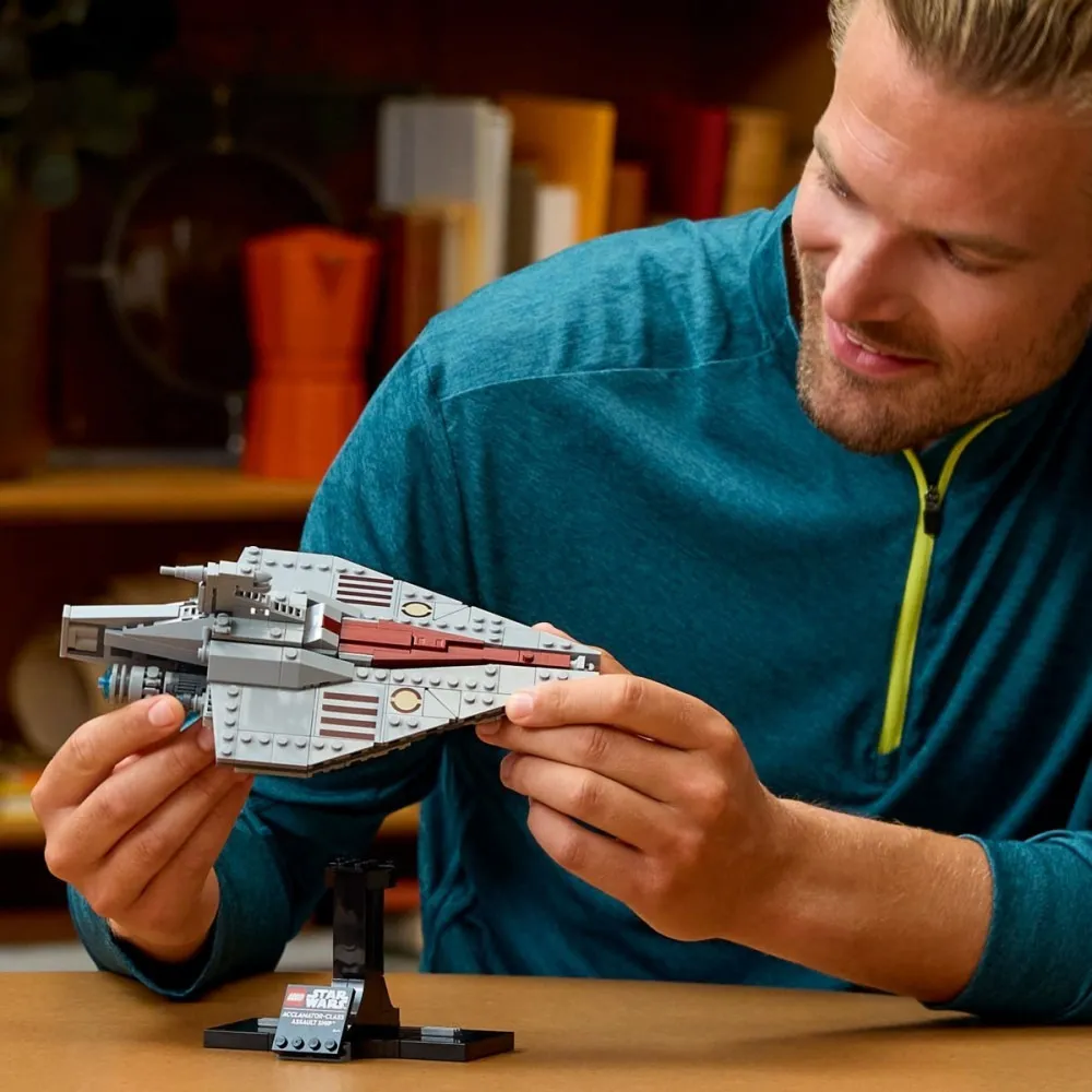 Star Wars™ 75404 Nave de asalto de clase Acclamator