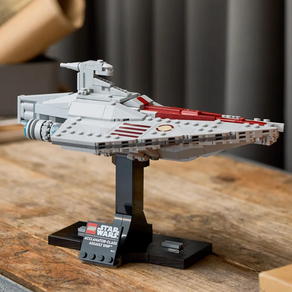 Star Wars™ 75404 Nave de asalto de clase Acclamator