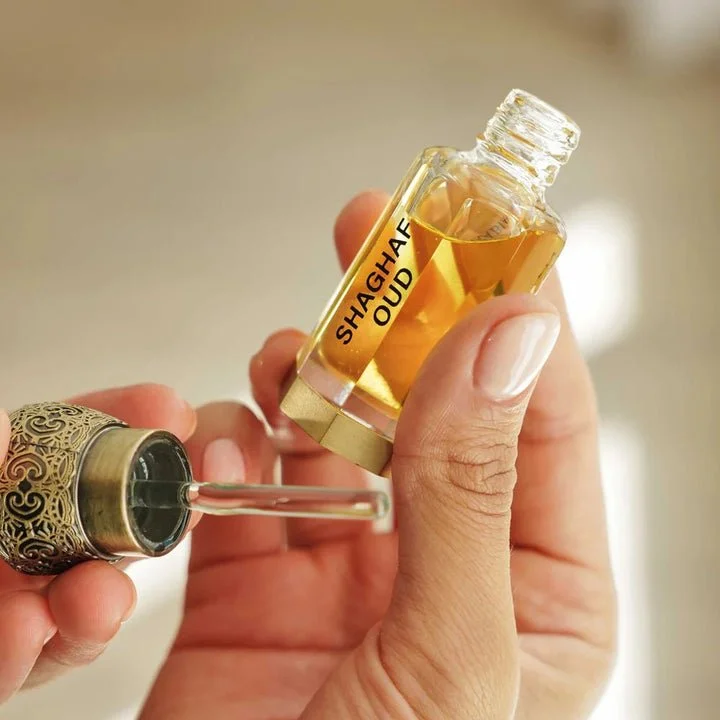 Shaghaf Oud Aceite de Perfume Concentrado U 12 ml