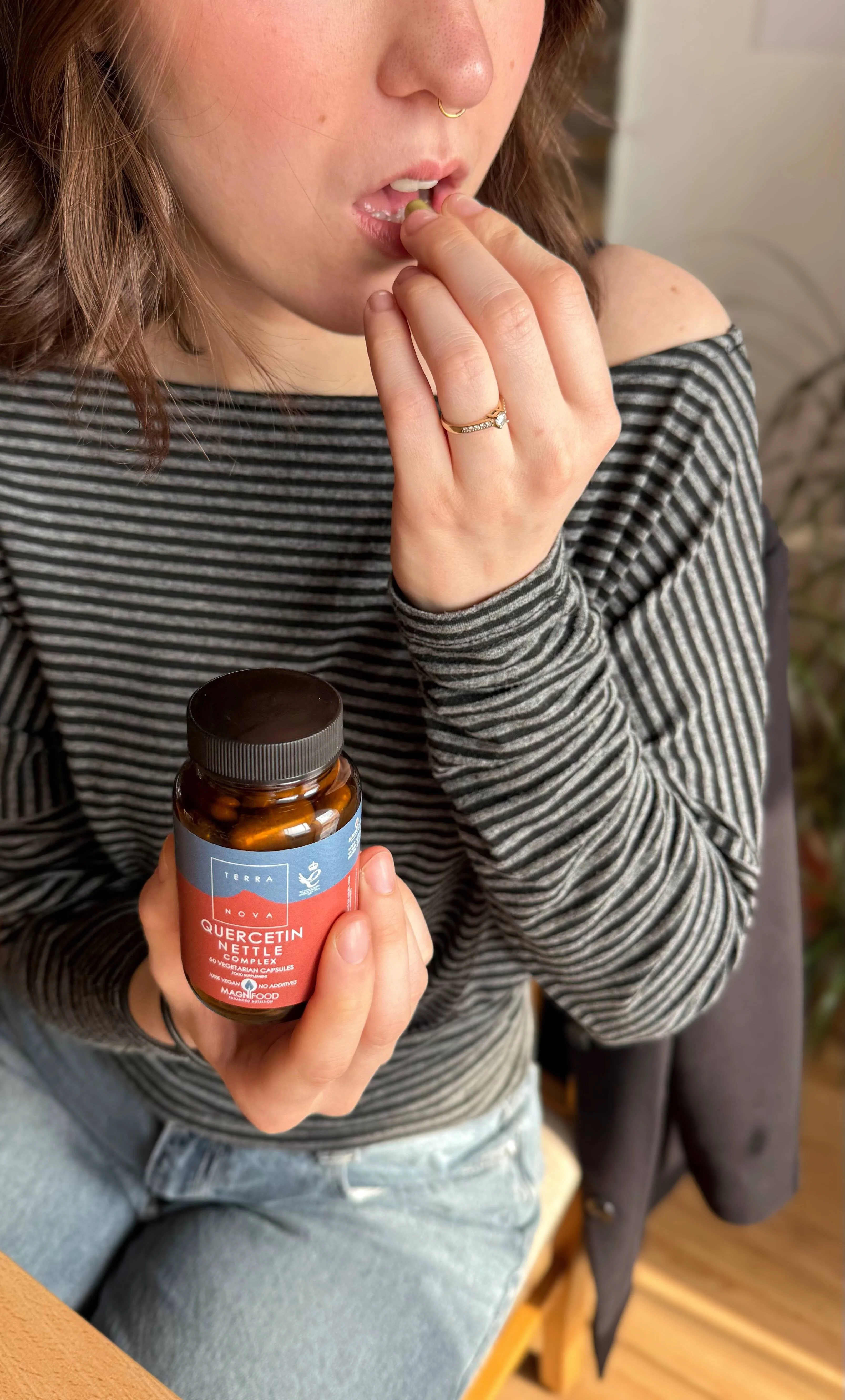 Terranova Health Quercetin Nettle Complex con ortiga (50 cápsulas) - durante la temporada de polen y en caso de sistema inmunitario debilitado