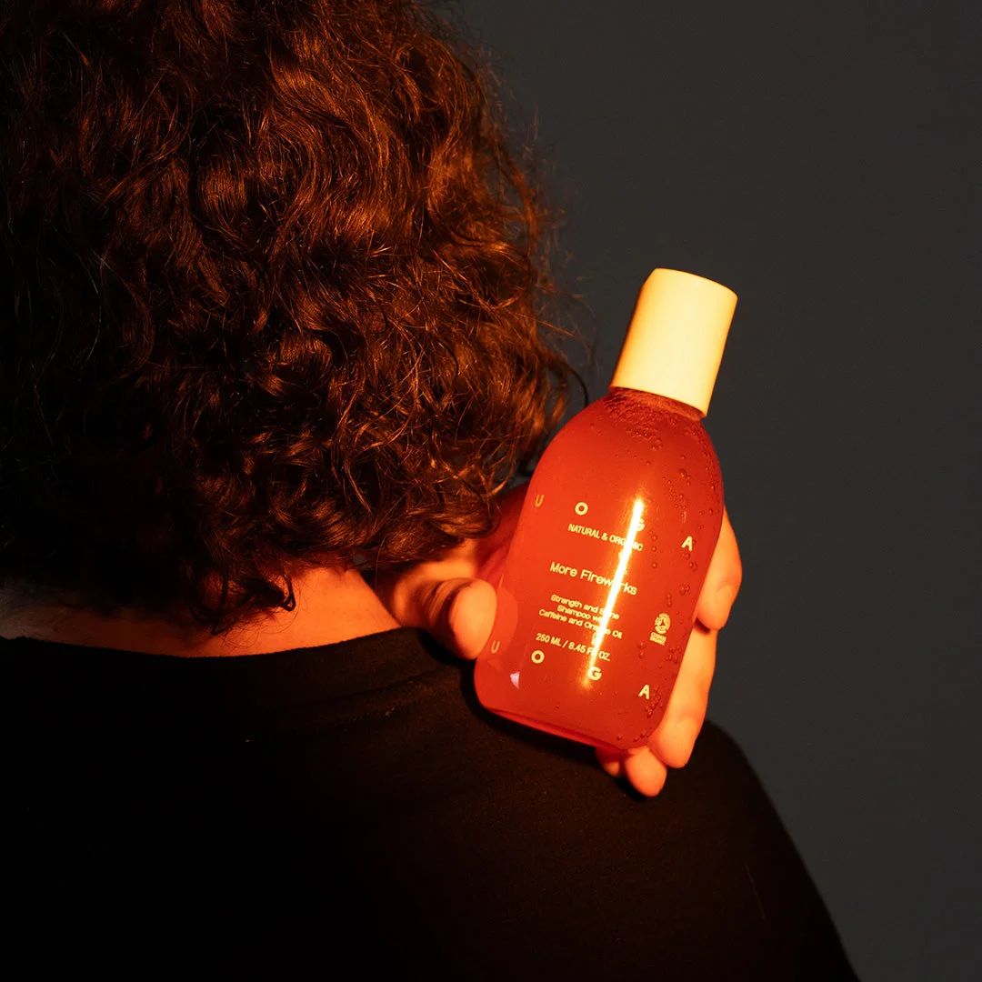 Uoga Uoga Champú para fortalecer y dar brillo al cabello More Fireworks BIO (250 ml) - con aroma a naranja