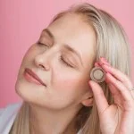 Uoga Uoga Pomada cremosa para cejas (2,5 ml) 797 Pebbles & Salt - Blonde - 3 tonos para unas cejas visiblemente más pobladas