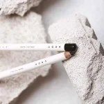 Uoga Uoga Lápiz de ojos suave BIO 850 Blacker than Black - Negro - 4 tonos para cada look