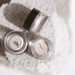 Uoga Uoga Sombras de ojos minerales sueltas con ámbar (1 g) 740 Star Box - 10 tonos