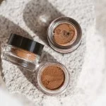Uoga Uoga Sombras de ojos minerales en polvo suelto con ámbar (1 g) 741 Gold Mine - 10 tonos