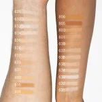 Uoga Uoga Maquillaje mineral en polvo con ámbar (10 g) 805 Whispering Pines - ligero, natural, SPF 15