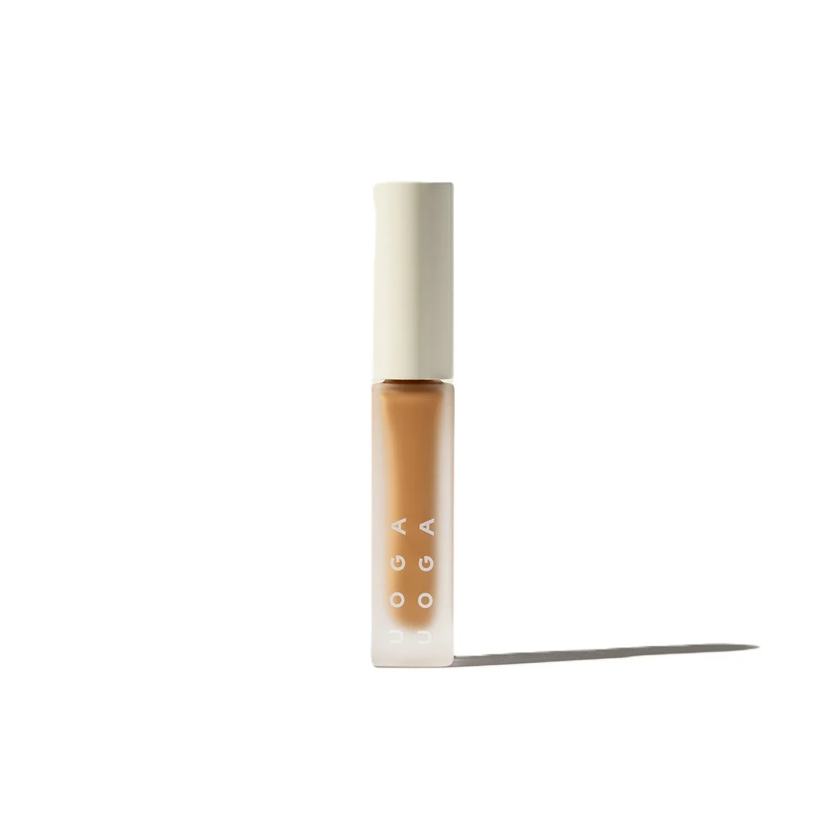 Uoga Uoga Corrector líquido (5 ml) Invisible Hero No. 5 - 675 Gold Tan - héroe invisible para las imperfecciones de la piel
