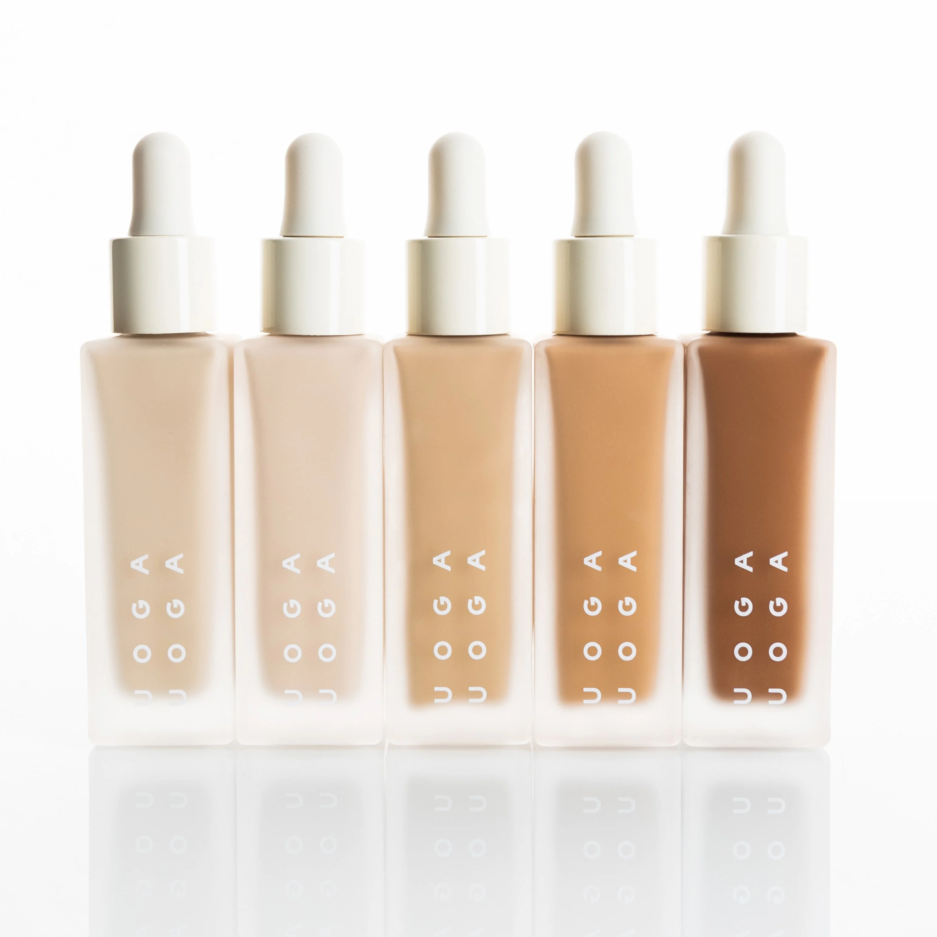 Uoga Uoga Maquillaje mineral líquido y sérum SPF 20 BIO (30 ml) 689 Summer Breeze - hidrata y protege la piel