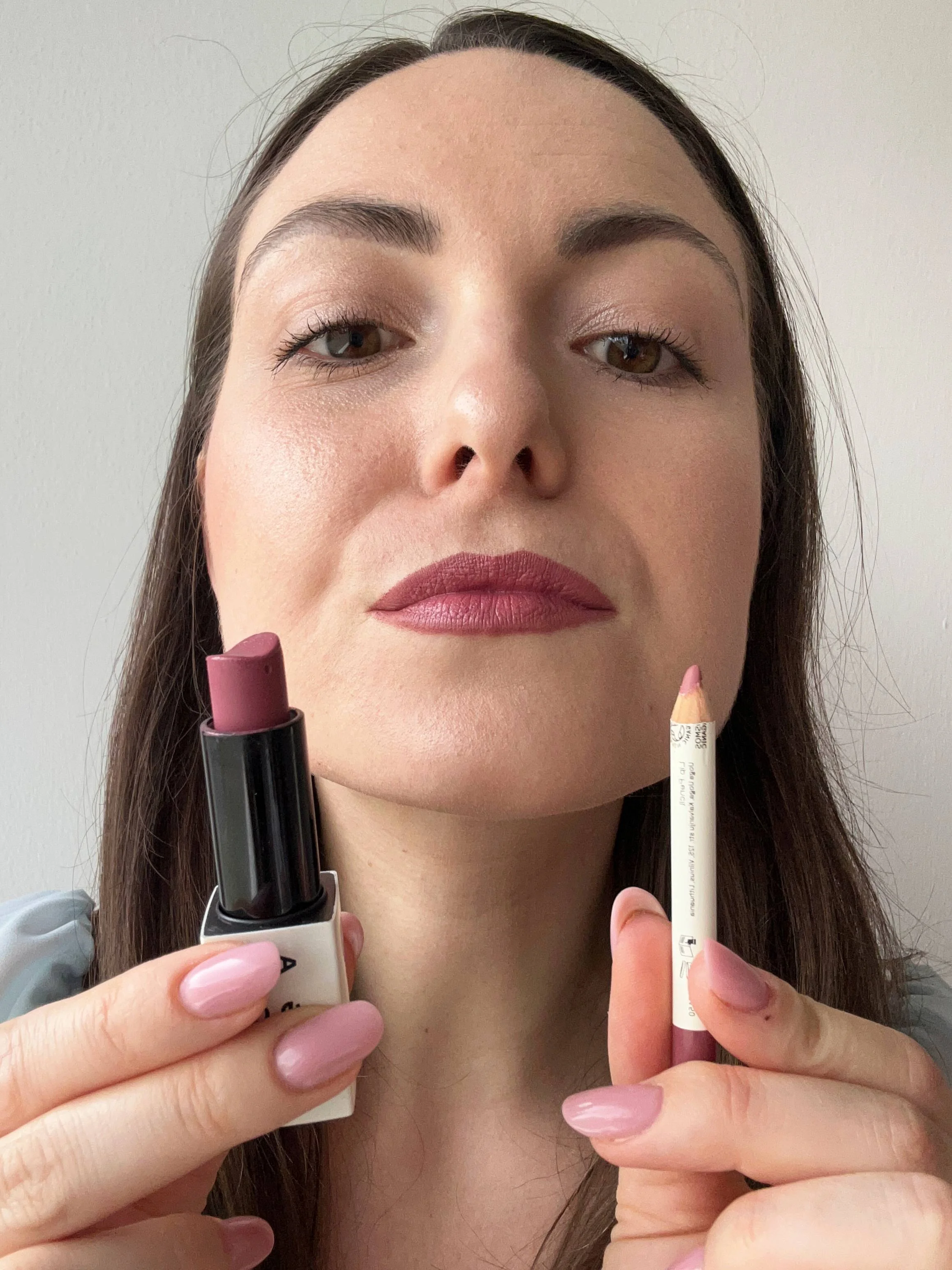 Uoga Uoga Barra de labios nutritiva (4 g) 611 Chocoberry - 6 tonos de base mineral