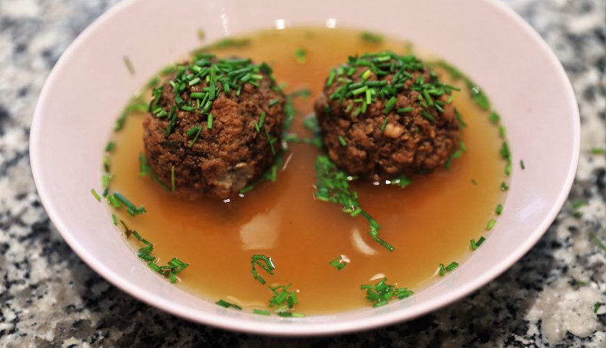 Por qué el arroz con hígado es una elección ideal para la cocina sostenible