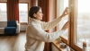 # Preparación eficiente del apartamento para el invierno con sellado y cortinas