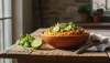 Receta sencilla de boniatos machacados con lima y cilantro