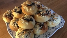 Horne doblemente honorables pasteles en casa para que queden tiernos, bien rellenos y con un aroma m