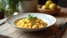 Cómo hacer una salsa de queso que encantará a todos los invitados