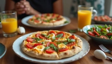 Comida saludable y nutritiva - pizza de requesón sin harina